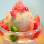 ビストロアム - ランチコース 4484円 の野菜のパフェ 蕪のアイスクリーム