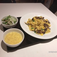 メゾン・ド・ユーロン - 【牛肉ガーリックチャーハン】（1200円税込）