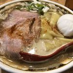 すごい煮干ラーメン凪 - 