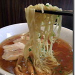 美楽中華　cham - 醤油ラーメン　　麺