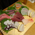 Sushi Izakaya Yataizushi - お得盛り(2,159円)