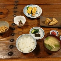 旅舎右馬允 - 