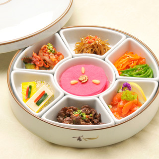 Directly connected to Hikarie! A Korean Cuisine restaurant that pursues health and beauty♪