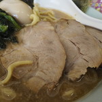 栄家 - チャーシュー