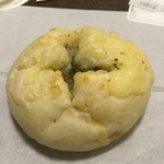 ベーカリーオリーブ - 焼きカレーパン