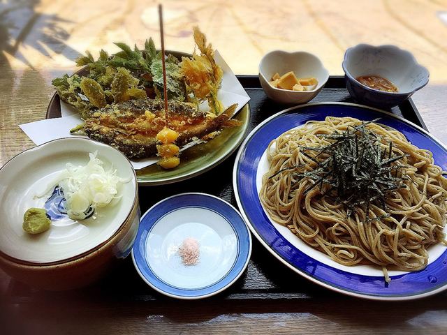 写真 大円地山荘 おおえんじさんそう 上小川 そば 食べログ