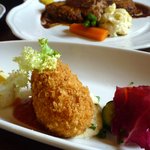 洋食ダチェス - カニクリームコロッケ