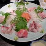 すし居酒屋 樽 - お刺身盛り合わせ