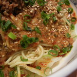 中国大明火鍋城 - 大盛はしっかり2倍の麺になります