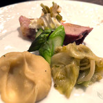 オステリア セーザモ - アボガド豚のロースト