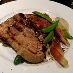 トラットリア クアルト - 【ランチ】お肉の下には野菜たっぷり