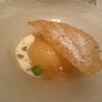 モノリス - 桃のコンポート