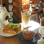 シーフィールド - お店の方がとっても気さくな方で、毎回楽しくおしゃべり。
      今回はパンダや旅行や趣味のお話で盛り上がっちゃいました♪