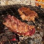 ホルモンふくしん - ハラミ焼き焼き♪