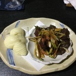 中国精進料理 凛林 - 鴨の紅茶燻と花巻パン