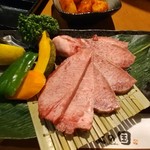 炭火焼肉 火の国 - 