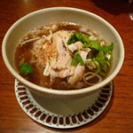ポーヤイ - クイテオガイ（蒸し鶏肉の米汁麺）