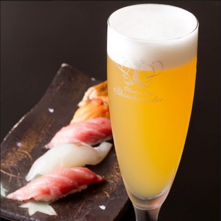 厳選店舗限定『白穂乃香』。無濾過ビールの上質な味わい