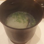 鮨 竜介 - シジミ味噌汁