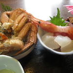 毛がに半身とに刺身三種