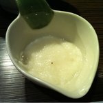 炭火焼　海輪亭 - 海鮮どんぶりに付いてるとろろ