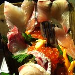 炭火焼　海輪亭 - ビッシリ、色んなお刺身が所狭しと盛られてます