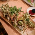 焼酎と手しごと料理の店　まさや - 山菜天麩羅