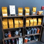 Caffe Ladro - このパッケージはオシャレです。