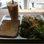 VEGE-FUL CAFE - 