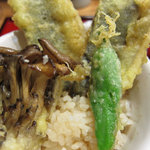 うどん工房悠々 - アジの天丼