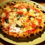 PIZZERIA DOMANI - マルゲリータ