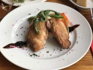 Huit - 大山鶏もも肉のロースト バルサミコソース