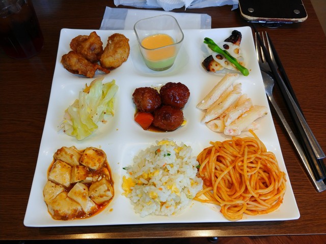 メゾンドビュッフェ イオンモール大和郡山店 Maison De Buffet 郡山 洋食 食べログ メゾンドビュッフェ イオンモール大和郡山店 Maison De Buffet 郡山 洋食 食べログ