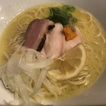 中華そば 先﨑 - 地鶏と牡蠣そば