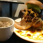 ICON - 100バーガー記念ICONオリジナルバーガー￥時価 