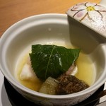 日本料理 潤花 - 桜餅と鱈の椀