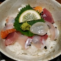 かんてきや 要 - 海鮮丼