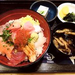 日本海庄や - 日本海庄や 氷川台店 海鮮丼 ９８０円