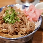牛歩 - 牛丼950円