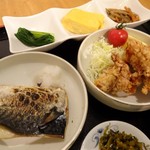 薬院ラッキー食堂 - 