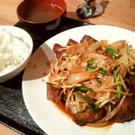 Nakamiya Honten - 「牛レバニラ定食、肉2倍メガ盛り（1,000円）」