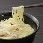 炉庵 - 当店自慢の鶏ラーメン