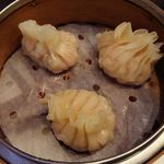 新華園本店 - フカヒレ餃子