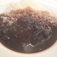 オー・プロヴァンソー - ハヤシライス（牛ホホ肉の赤ワインソース煮込み）