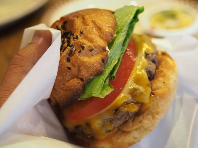 MUNCH'S BURGER SHACK 芝公園本店>