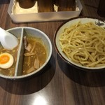 つけめん 恵那く - 夜のみのハーフ&ハーフ