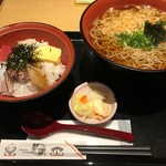 はなの舞 - (料理)そば(温or冷)と本日のミニ丼(海鮮丼)定食