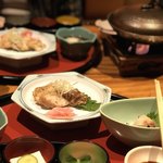 首里天楼 - 鶏肉を焼いたもの？