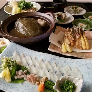 おこぜ料理 ｽッﾎﾟﾝ鍋 今こそ 元気の泉 スッポン 如何ですか 各コース料理飲み放題は事前予約のみです 博多中洲 六三亭 中洲川端 魚介料理 海鮮料理 食べログ
