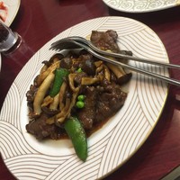 新橋亭 - 牛肉のオイスターソース炒め